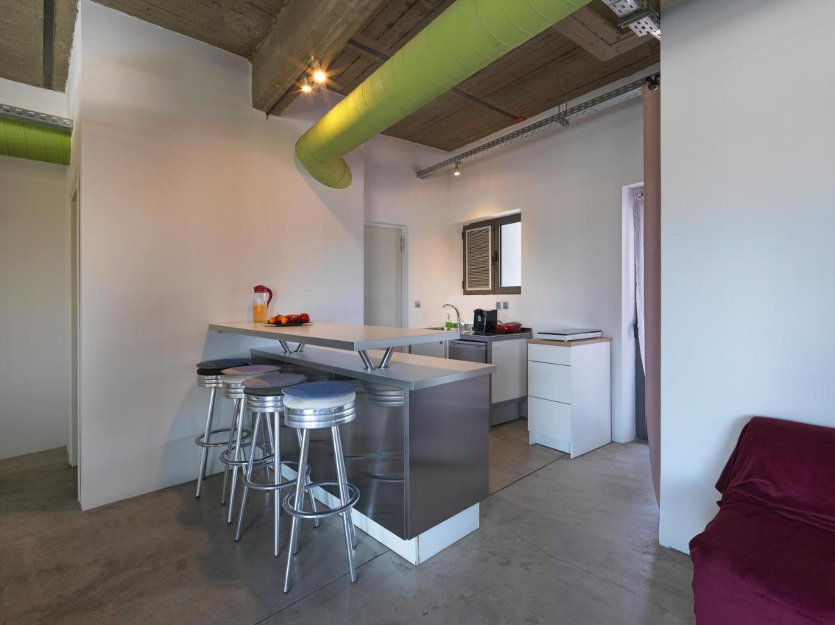 Ceramus Apartments Gazi View Афіни Екстер'єр фото
