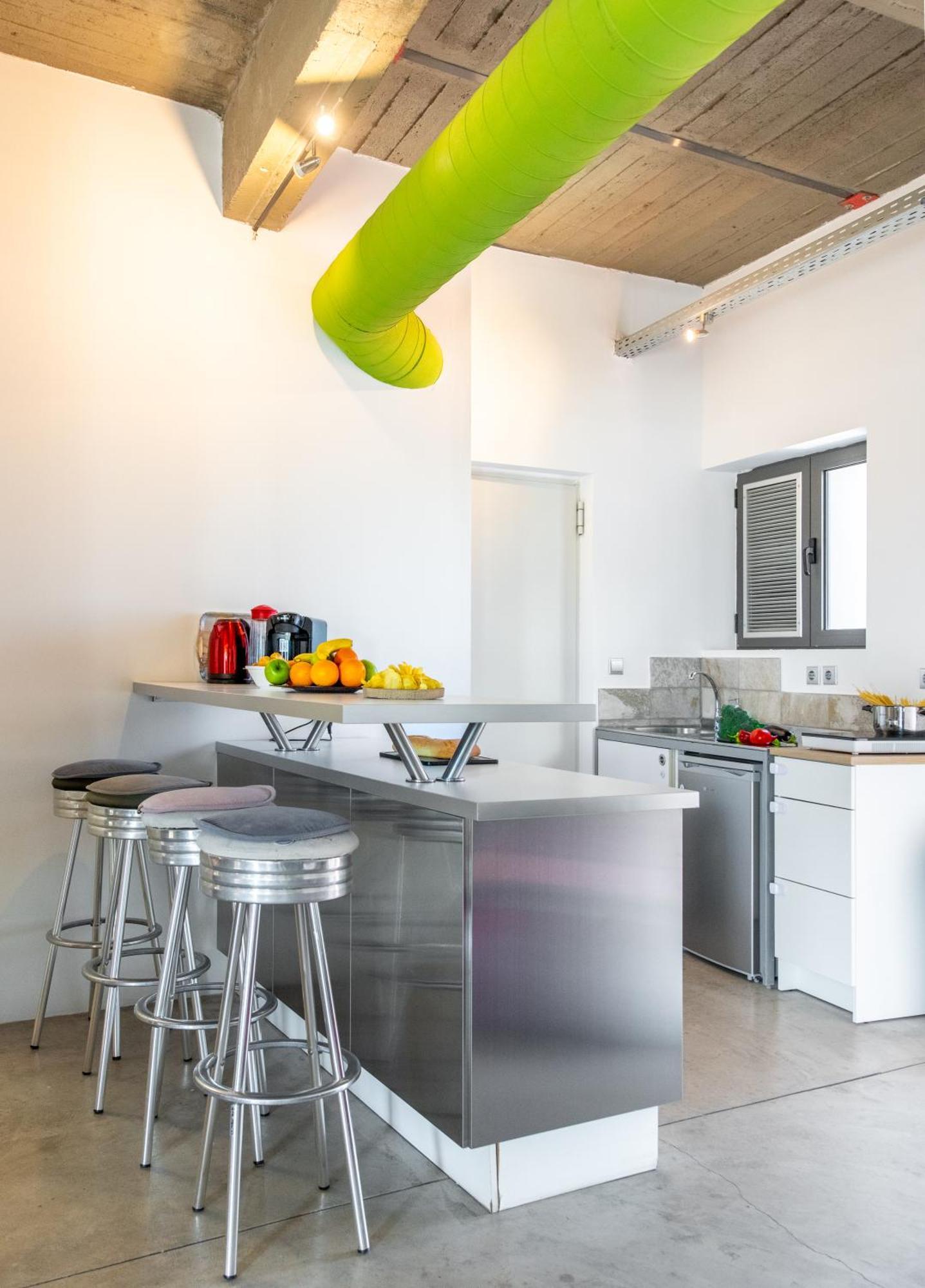 Ceramus Apartments Gazi View Афіни Екстер'єр фото